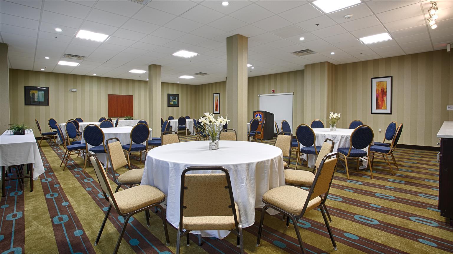 Best Western Savannah Airport Inn & Suites Pooler Buitenkant foto