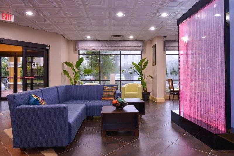 Best Western Savannah Airport Inn & Suites Pooler Buitenkant foto
